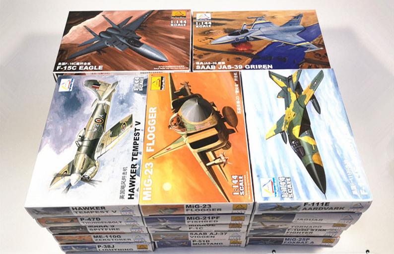 Model Kit Ww2 - 25PCS 1/144 Plastic Assemble Fighter Military