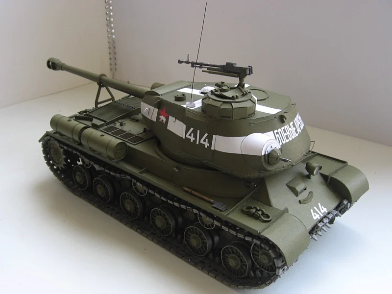 1:25 Scale WW2 Iosif Stalin 2  - Model Kit Ww2 review and price