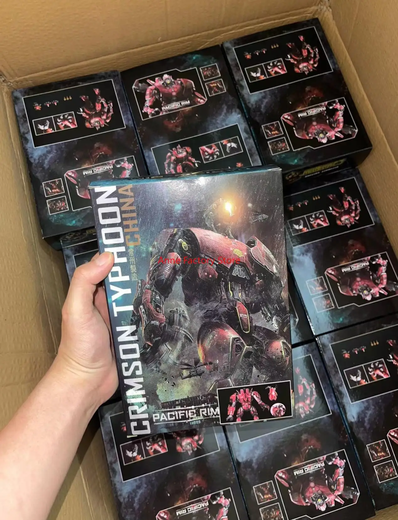 Spot  NOW Light 20CM Emit NECA - Model Kit Pacific Rim review and price