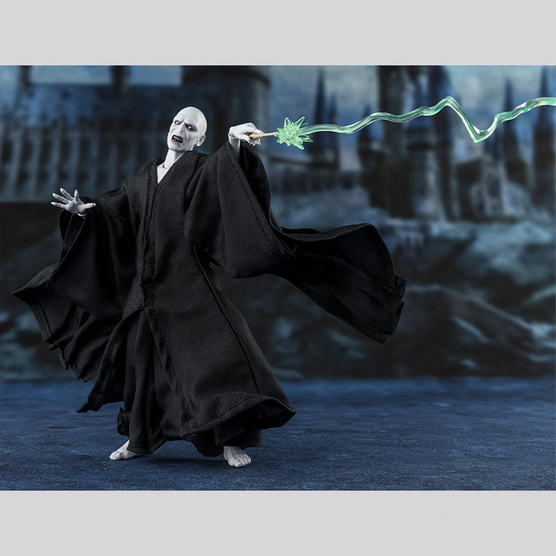 Bandai S.H.Figuarts Harry Pott - Model Kit Harry Potter review and price