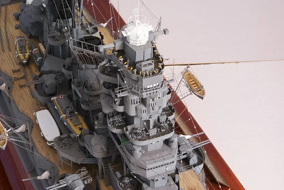 1:200 Scale WW2 Battleship Hie - Model Kit Ww2 review and price